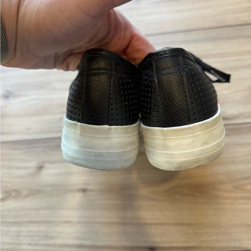 Restricted Shoes Womens 8 Platform Sneaker Black Faux Leather Perforated Casual